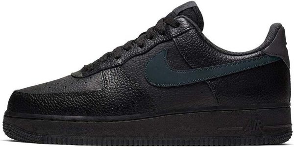 Nike Air Force 1 ’07